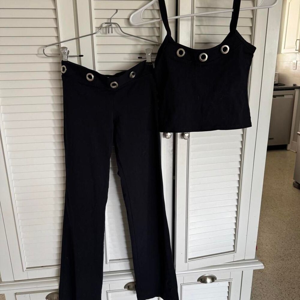 Black grommet pants and top set